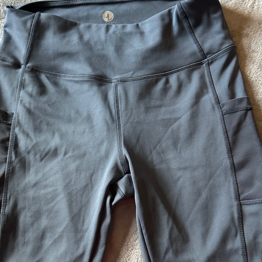 Chic Dark Gray Biker Shorts with Pockets